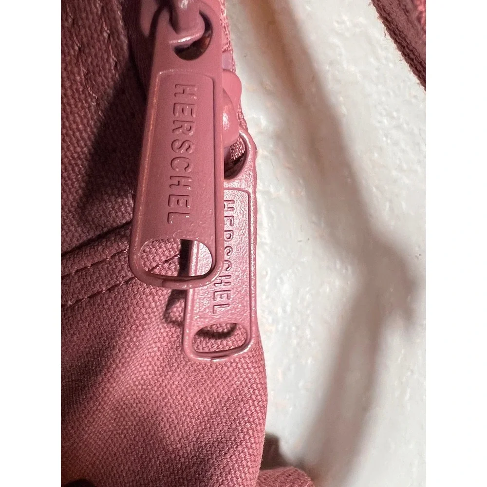 Herschel Supply Co. Backpack Casual Daypack Book Bag Travel School Rose‎
